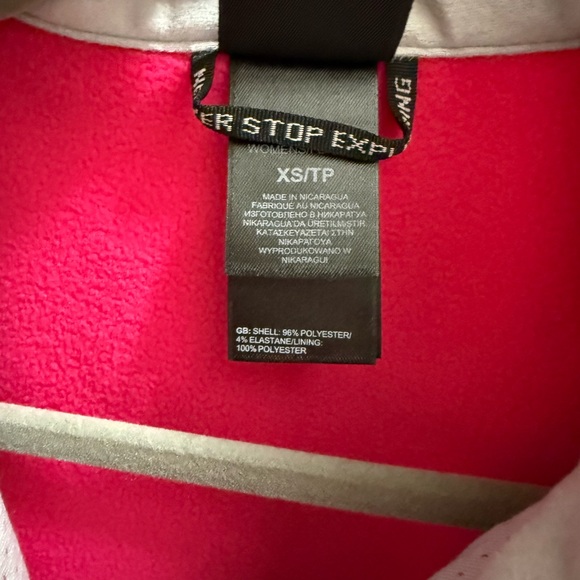 The North Face Women's Hot Pink Fleece-Lined Softshell - Picture 2 of 6